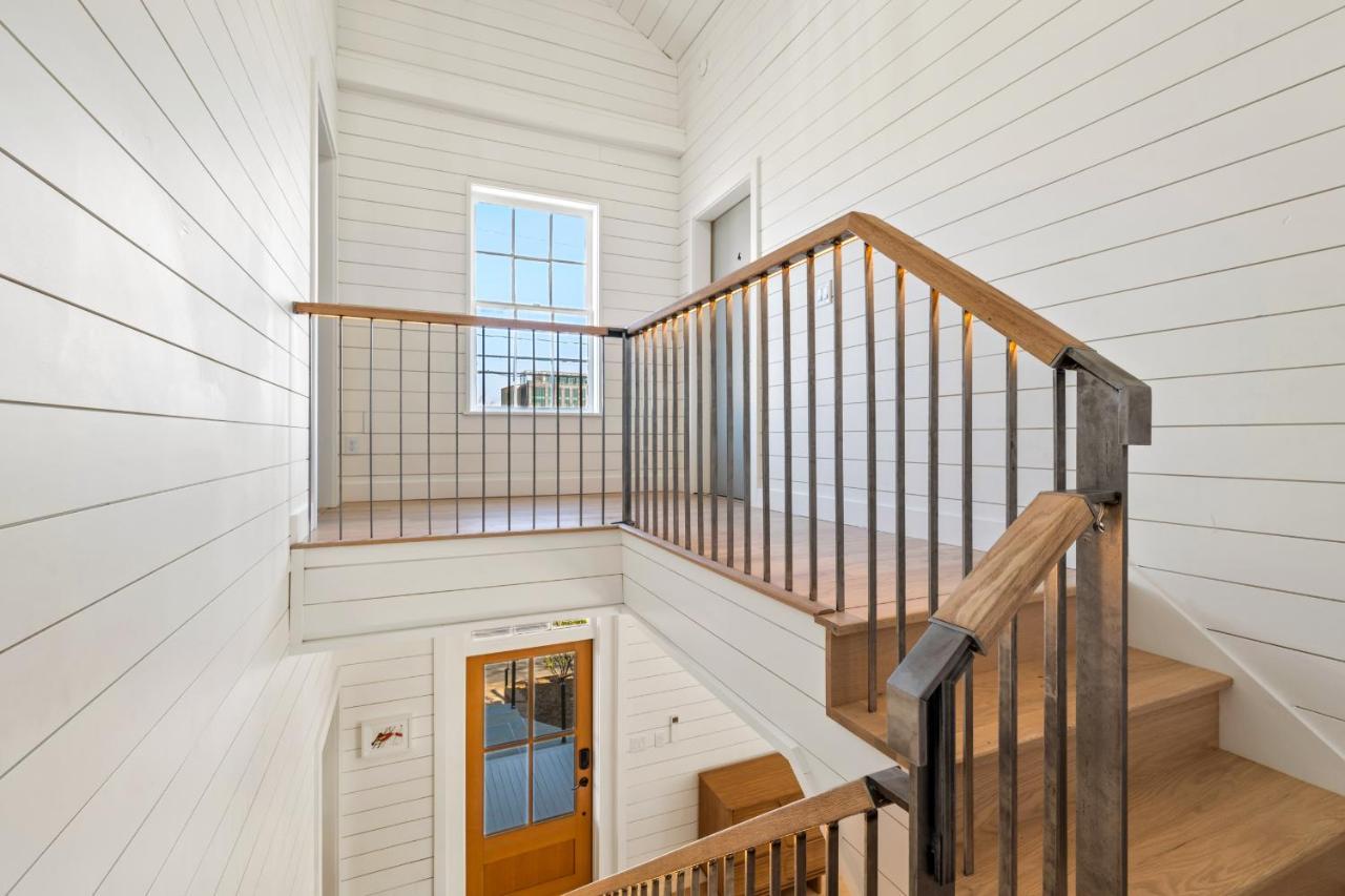 Boutique Room Steps From Downtown Mall Rose Jean Room 3 Charlottesville Luaran gambar