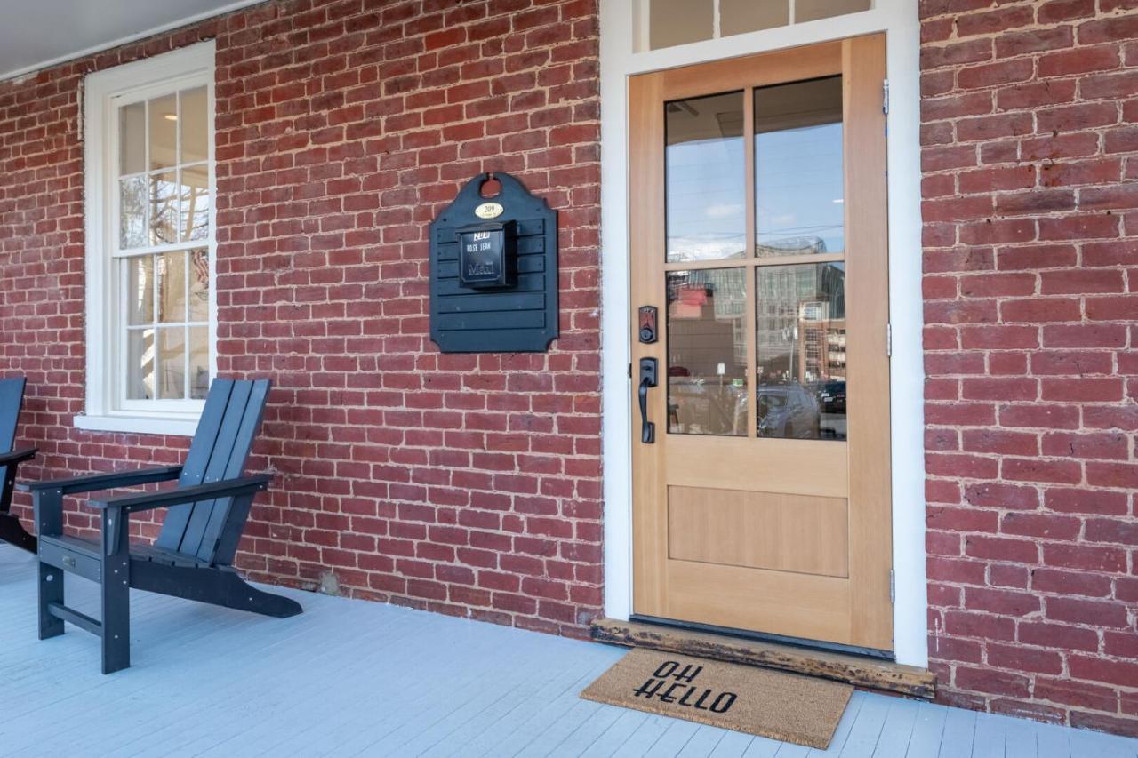 Boutique Room Steps From Downtown Mall Rose Jean Room 3 Charlottesville Luaran gambar